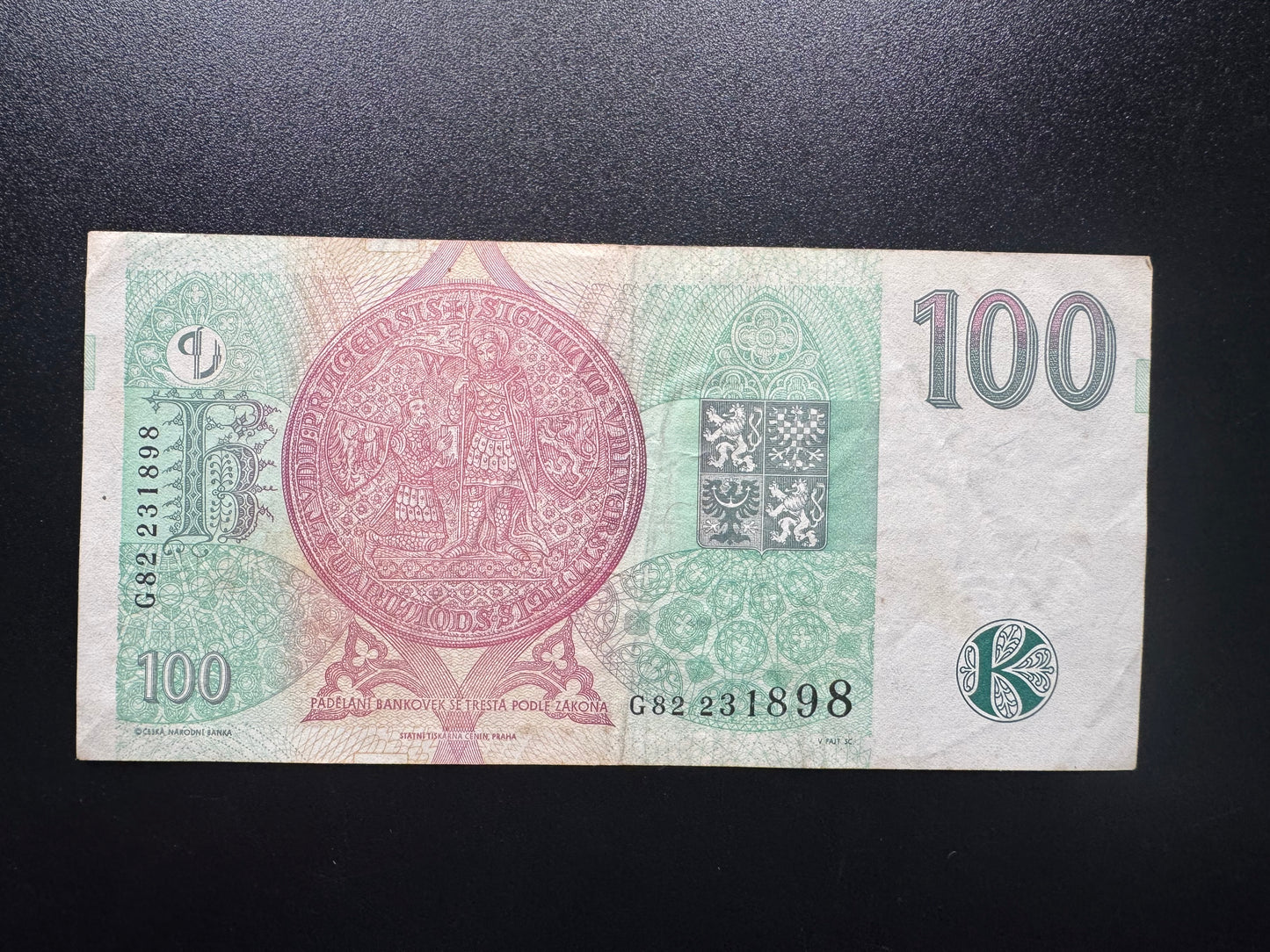 Czech 100 Koruna Banknote 1997 Old Circulated Paper Money Bank Bill P-18