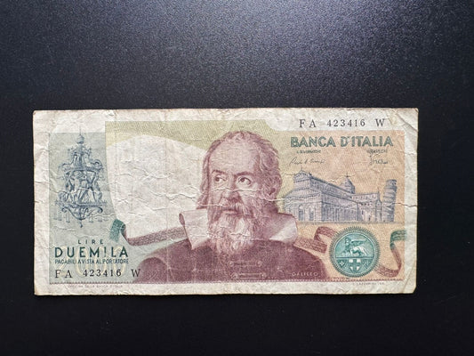Italy 2000 Lire Banknote 1983 old Circulated ITL Paper Money Bank Bills P-103