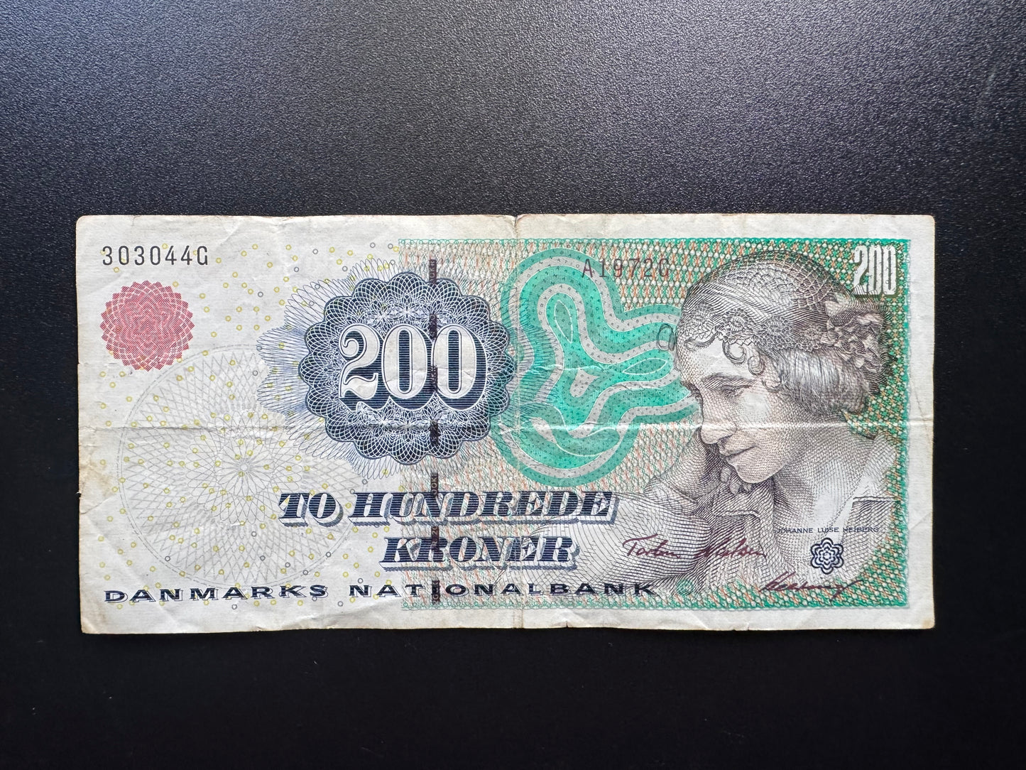Denmark 200 Kroner Banknote 1997 Old Circulated Paper Money Bank Bill P-57a1