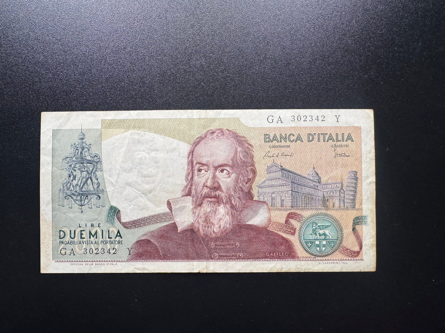 Italy 2000 Lire Banknote 1983 old Circulated ITL Paper Money Bank Bill P-103