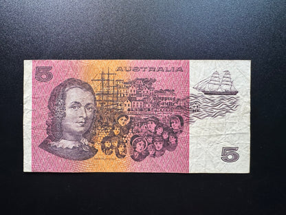Australia 5 Dollars Collectible Banknote 1974-1991 | Circulated | P-44f