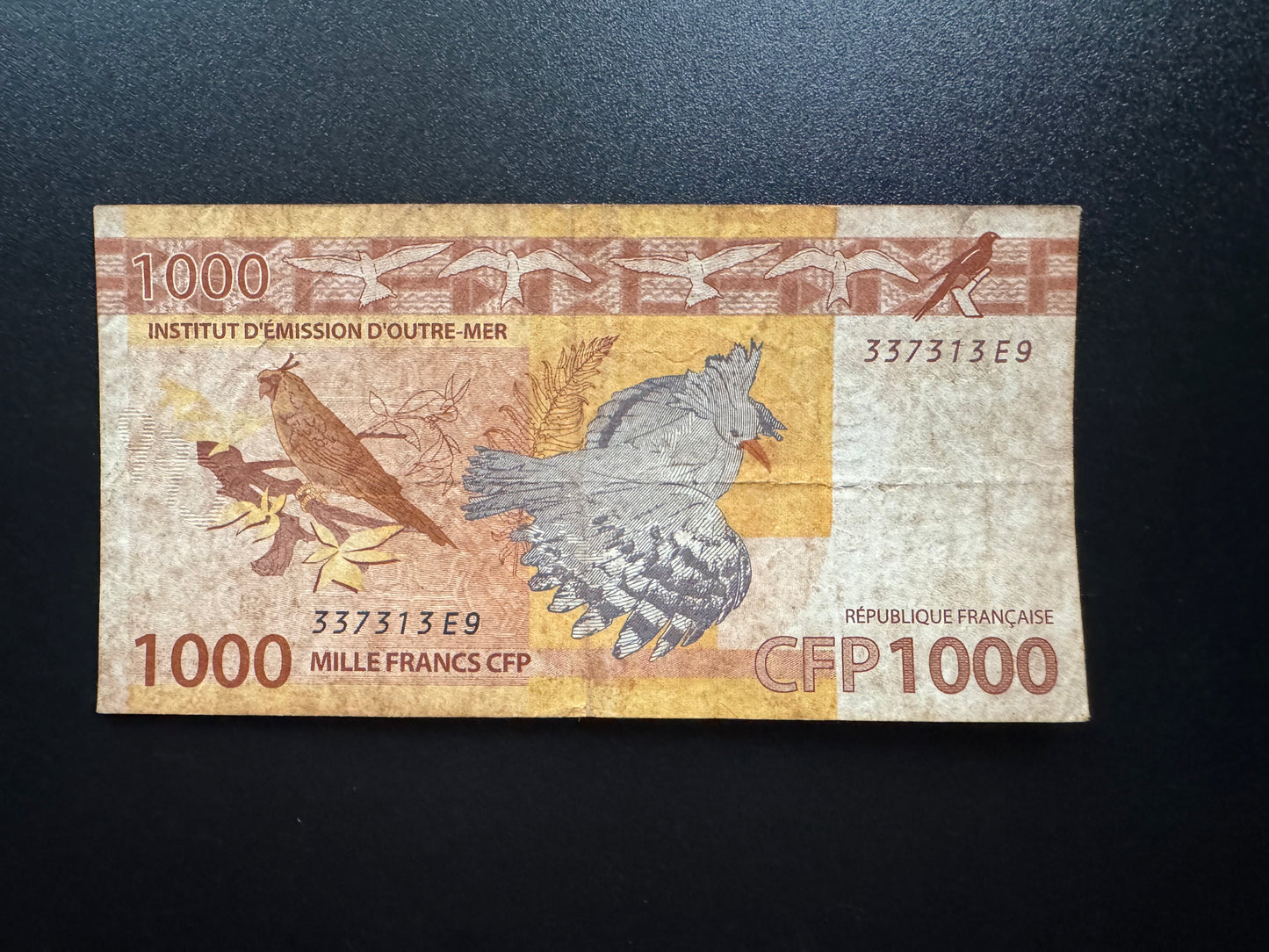 French Pacific Territory 1000 Francs Banknote 2014 CFP Bill Paper Note P-6(1)