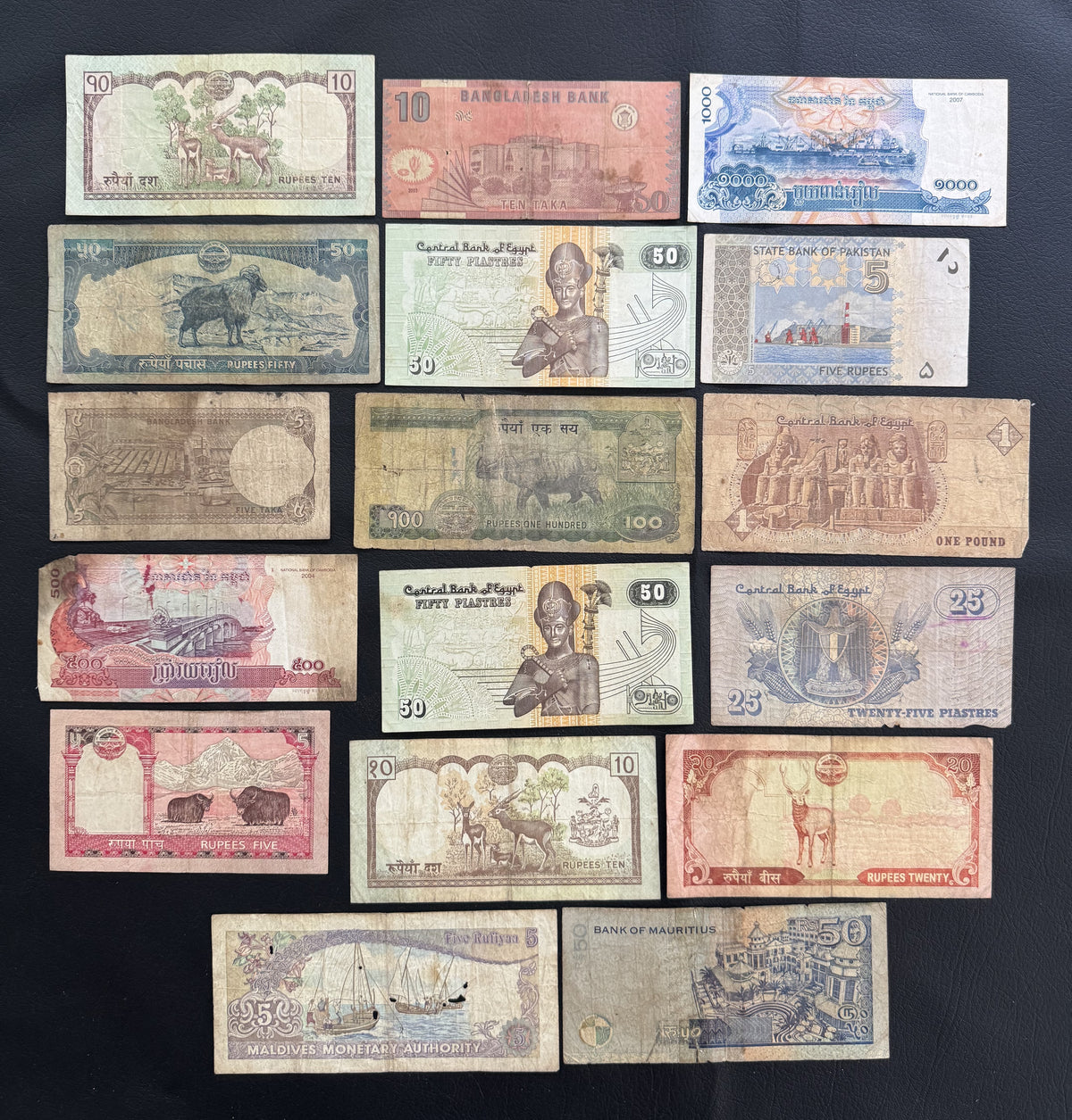 17 Pcs Mixed Collectible Banknotes | World Banknote Lot from 7 Different Countries – Set 18