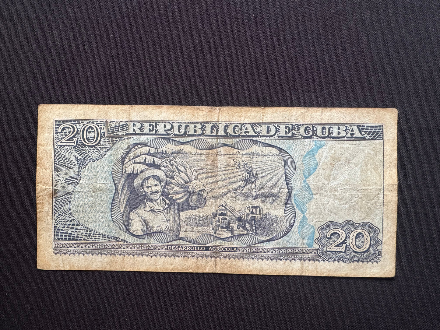 Cuba 20 Pesos Banknote 2001 Old Circulated Banknote Bank Bill P-118c