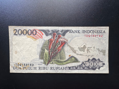 Indonesia 20000 Rupiah Banknotes 1995 Old Circulated Paper Money Bank Bill P-135