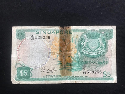 Singapore 1, 5 Dollar Banknotes Rare W/O Red Seal Paper Bills 1964 & 1967 2 Pcs/Lot